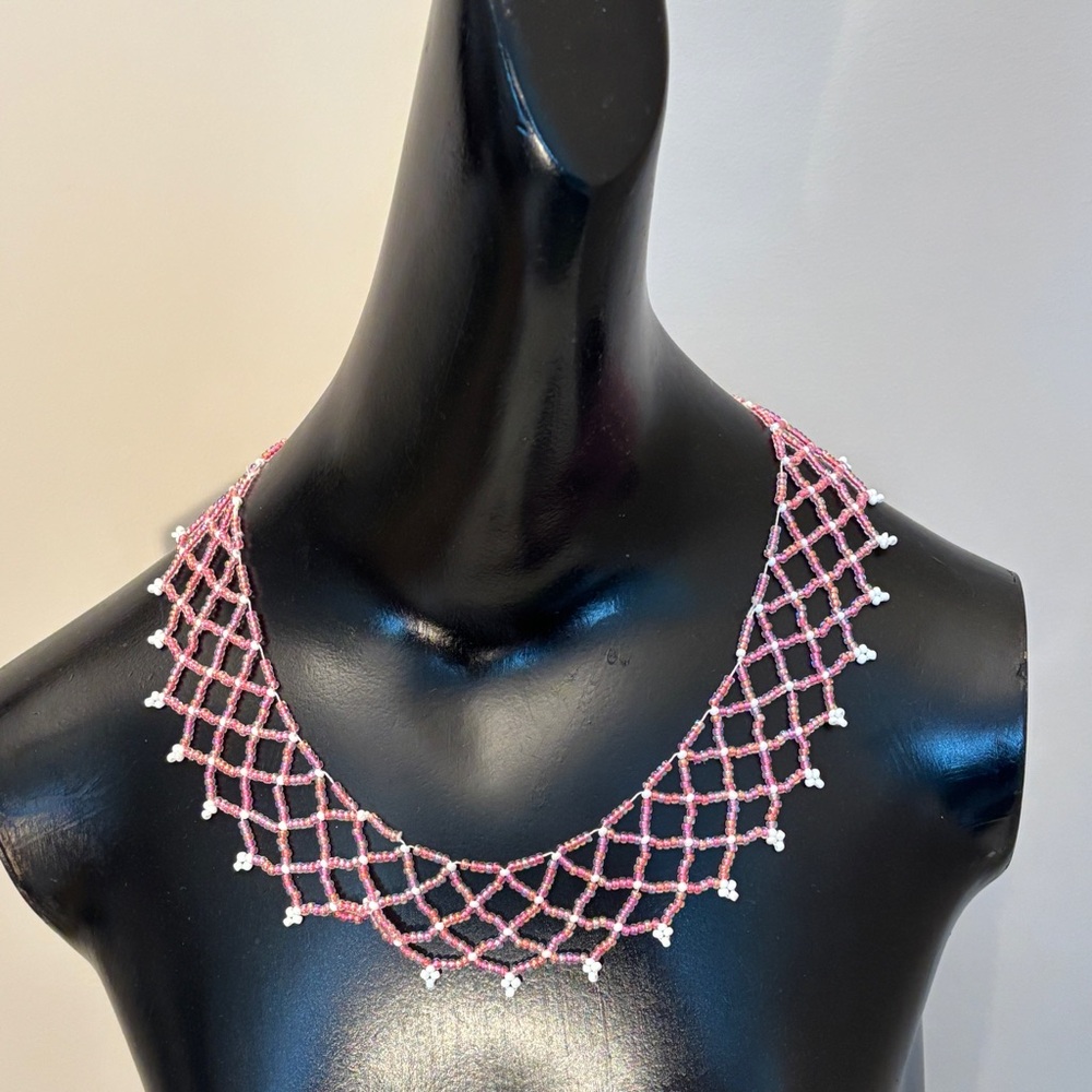 Netted Weave Choker Neck Pink Beaded Necklace